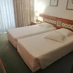 Отель Universal 3*