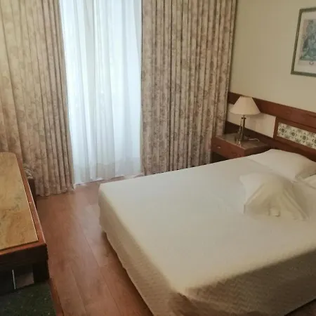 Hotel Universal 3*