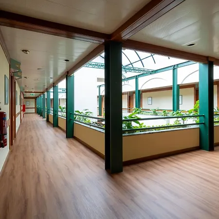 Universal Hotel 3*