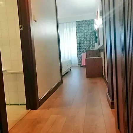 Universal Hotel 3*