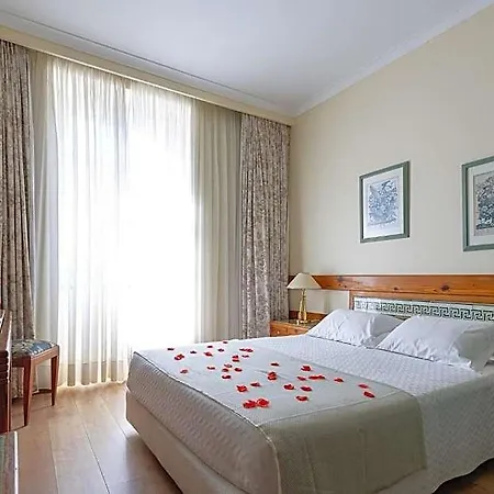 Universal 3* Geres