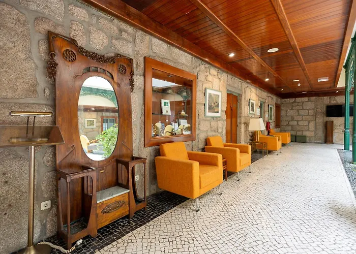 Universal Hotel Geres